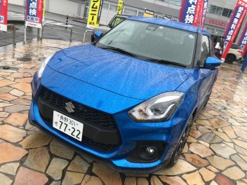 スイフトスポーツ試乗車の色が変わりました～★